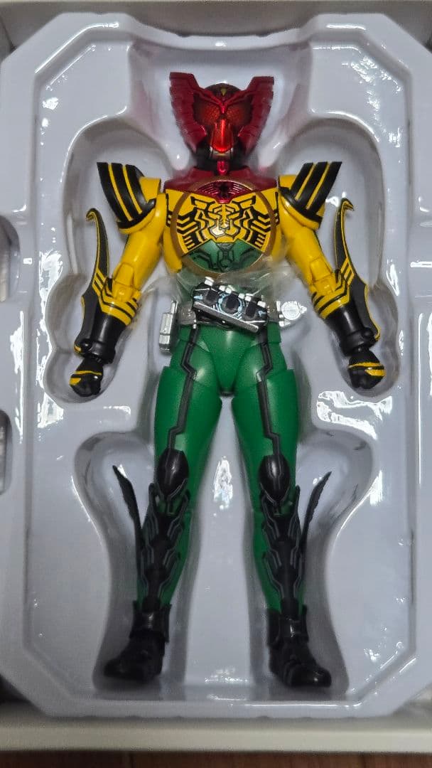 S.H.Figuarts 真骨彫製法 仮面ライダーオーズ スーパータトバコンボ