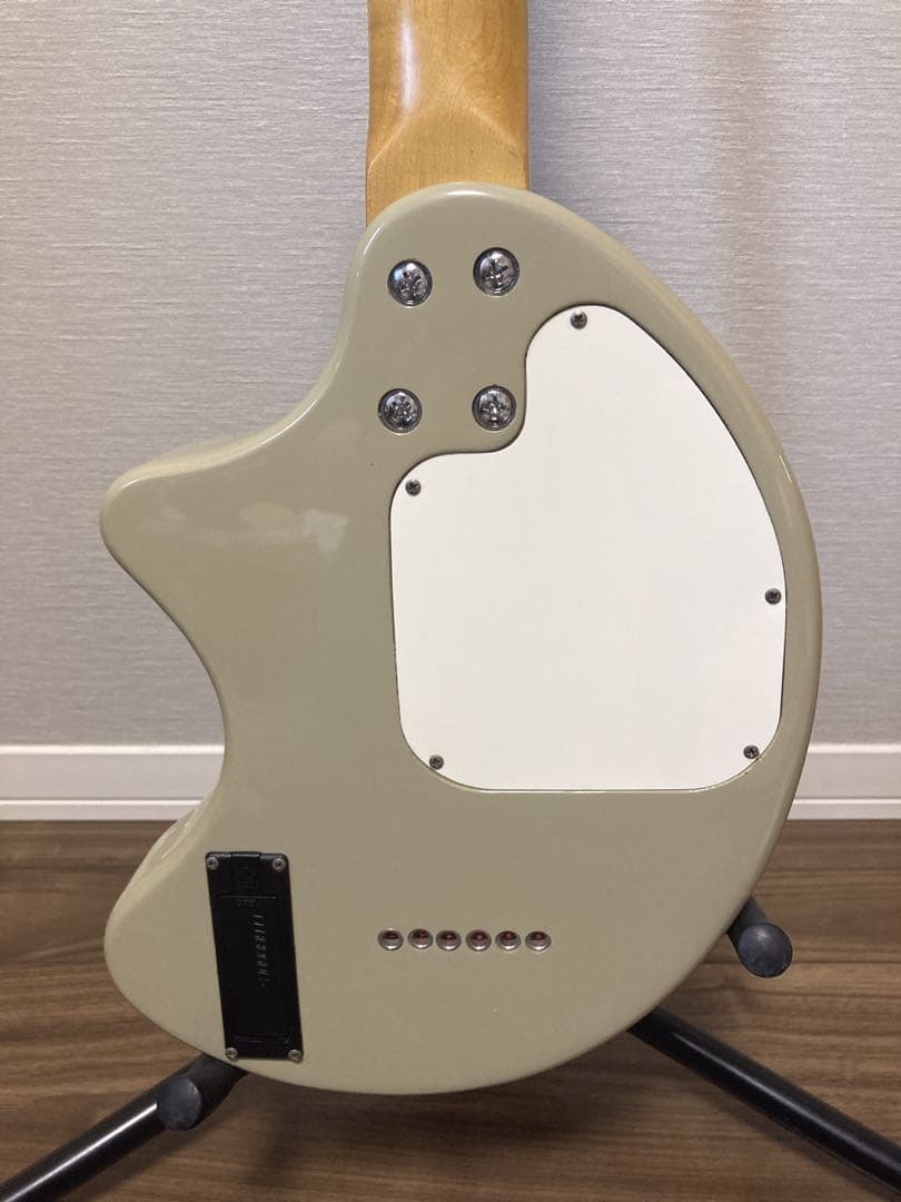 超美品 FERNANDES ZO-3 グレー USBアダプター付き 弦新品