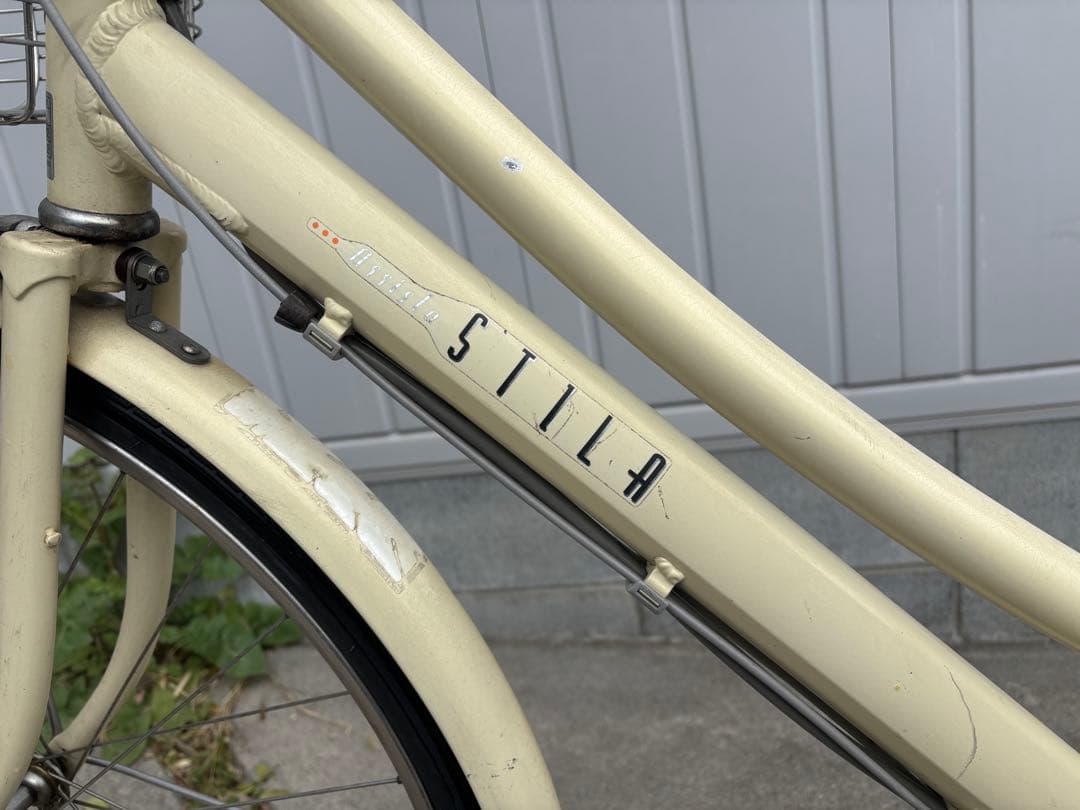 ブリヂストンSTILA 電動アシスト自転車 クリーム色 前カゴ付き