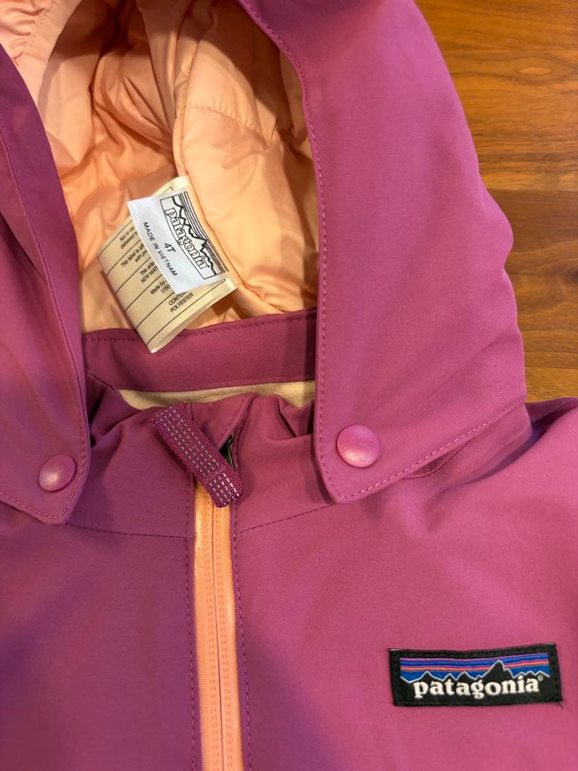 美品　Patagonia スノーウエア　セットアップ　４Ｔ　パープル