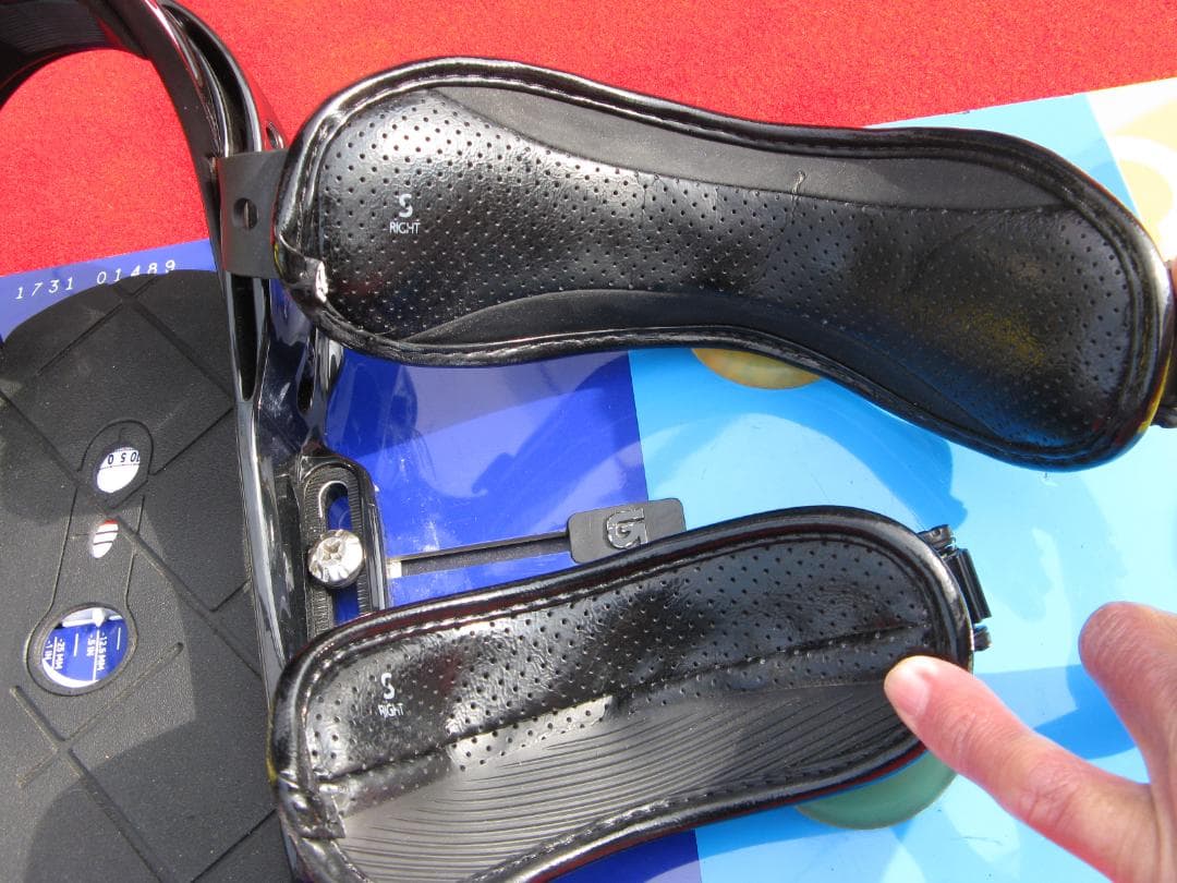 ★良品　BURTON　CUSTOM　１５４ｃｍ＆カスタムビンディング　Sサイズ★