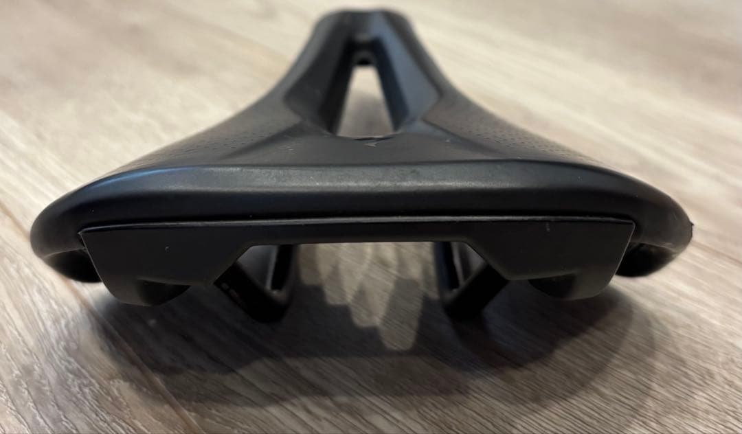 Specialized power arc expert サドル 143mm