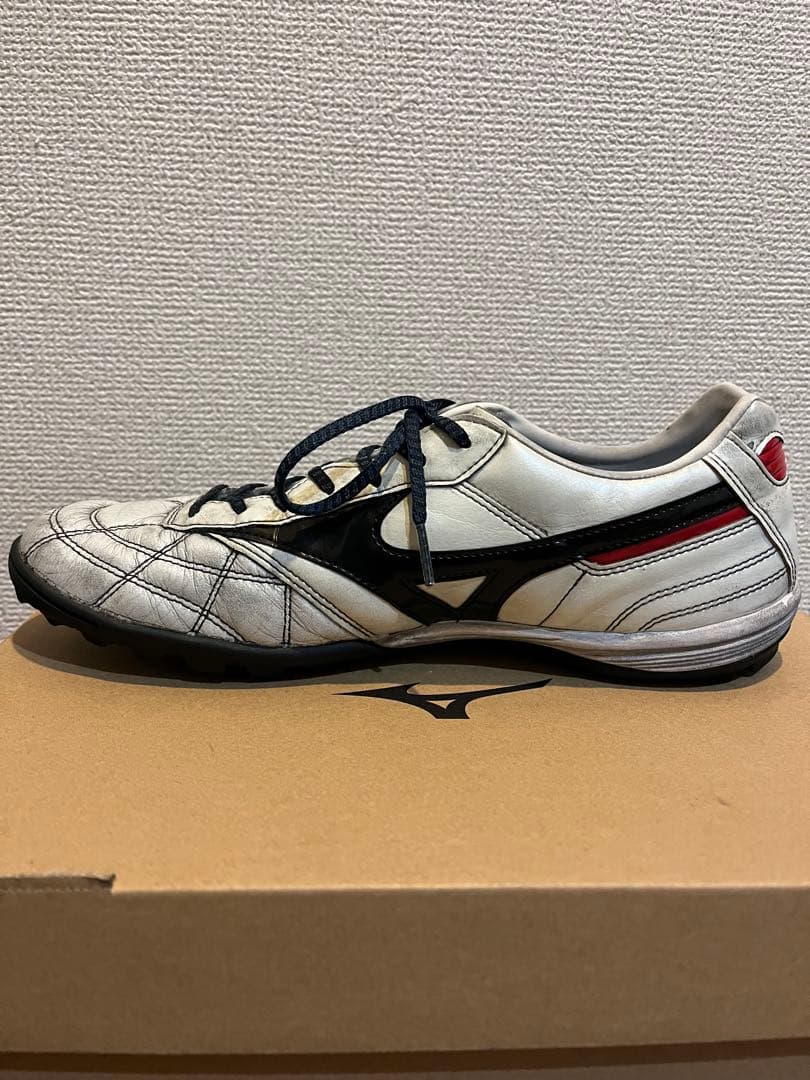 Mizuno Morelia TF 27.5cm ホワイト/ブラック