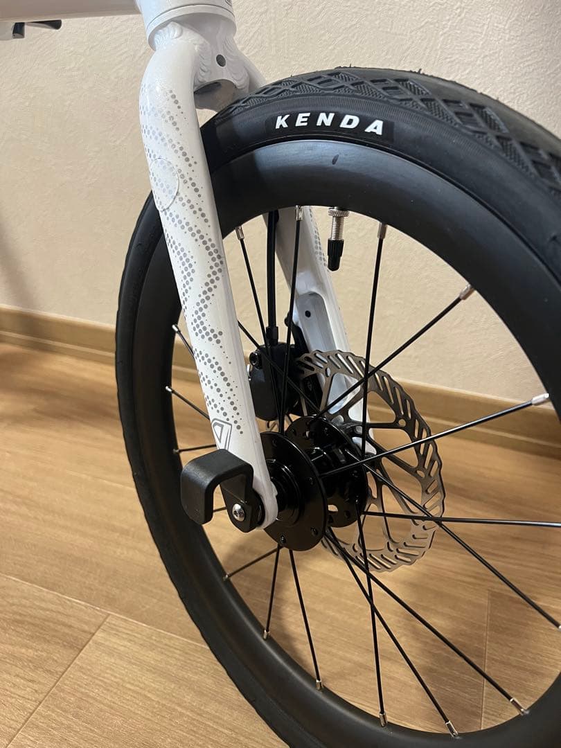 アルミ合金車　桜Brompton同類 9速変速　16インチ折りたたみ自転車