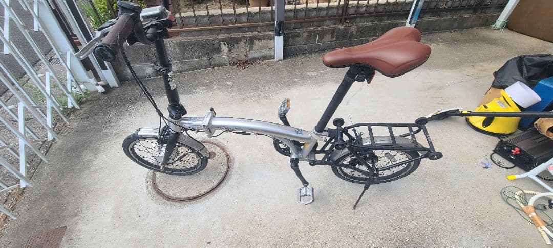 W*h様 ハリークイーン 折りたたみ式 自転車 ジャンク品