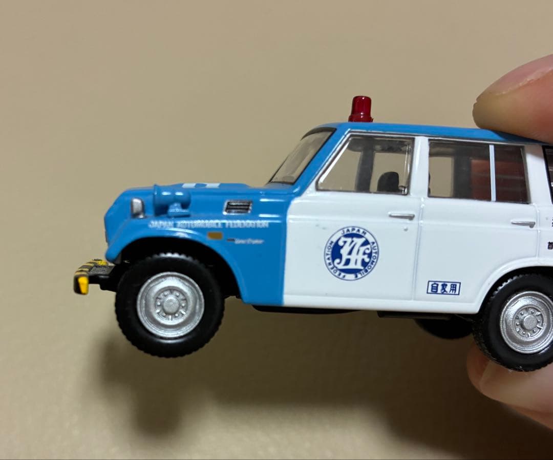 トミカリミテッド LV-113a トヨタランドクルーザー JAF仕様