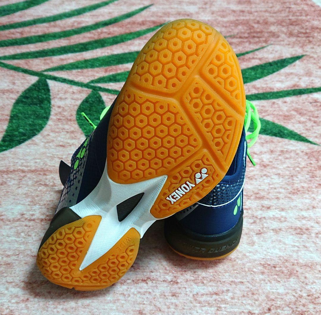 YONEX バドミント パワークッションコンフォートZ2 ワイドミッド 23.5