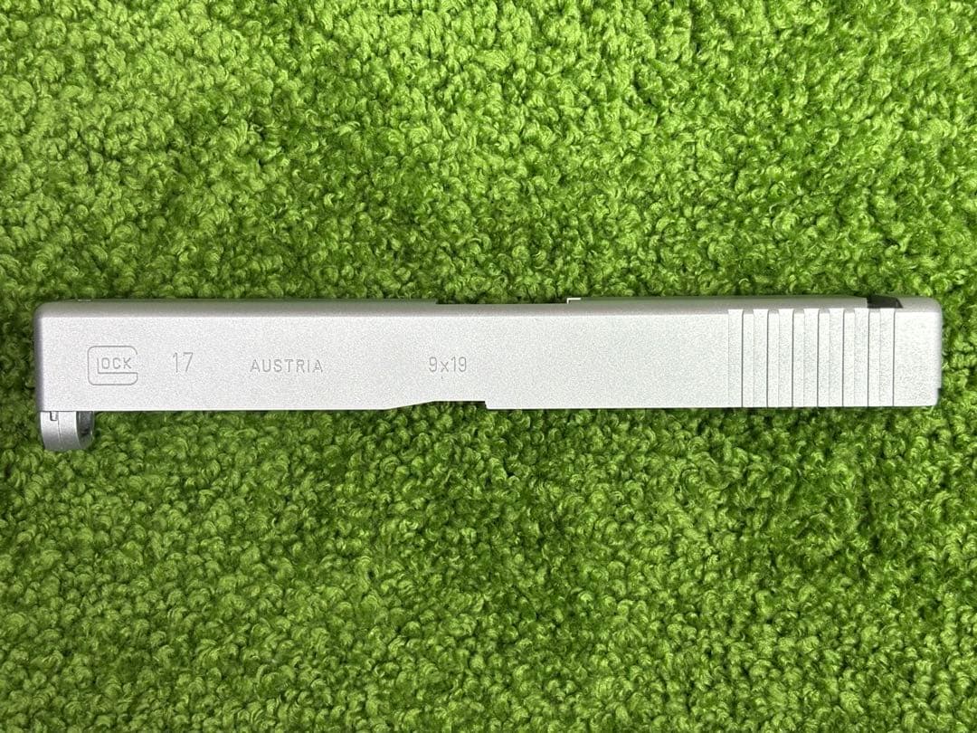 サイドアームズ　東京マルイ Glock17Gen3 セラコートシルバースライド