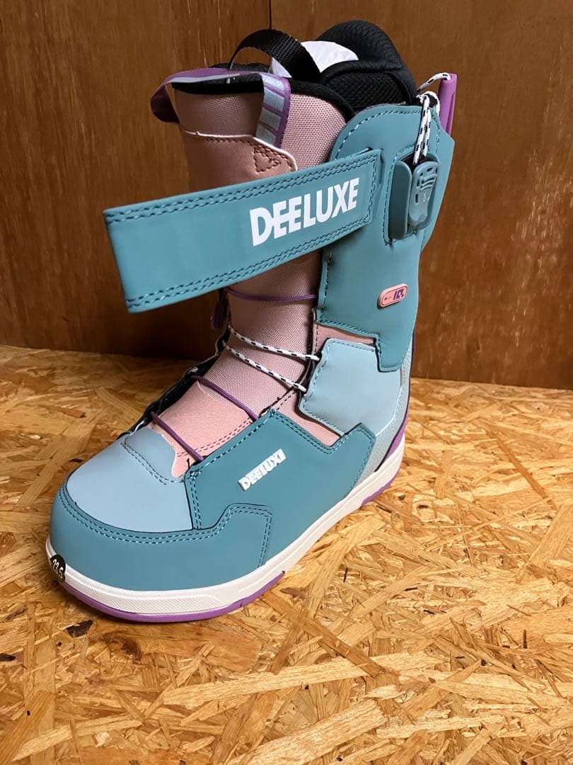 新品　2023/2024 DEE-LUXE ID lara サイズ23.5