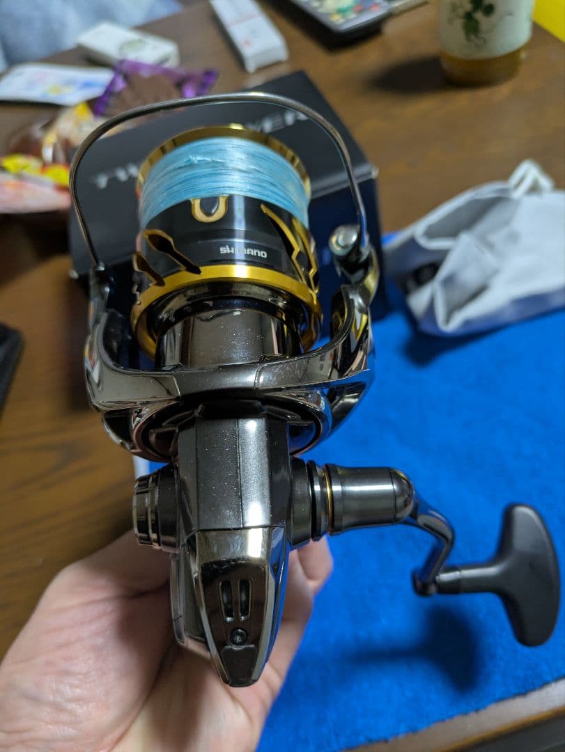 SHIMANO 20TWIN POWER 4000MHG 中古美品