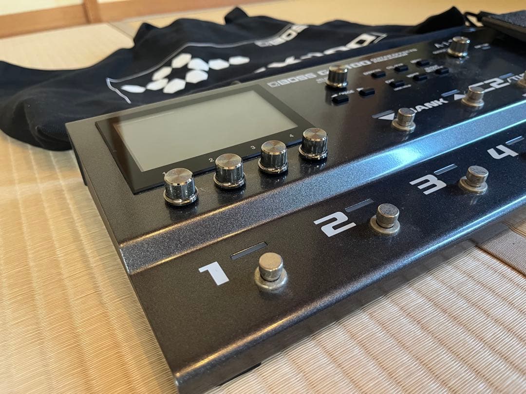 BOSS GX-100 BT-DUAL付き