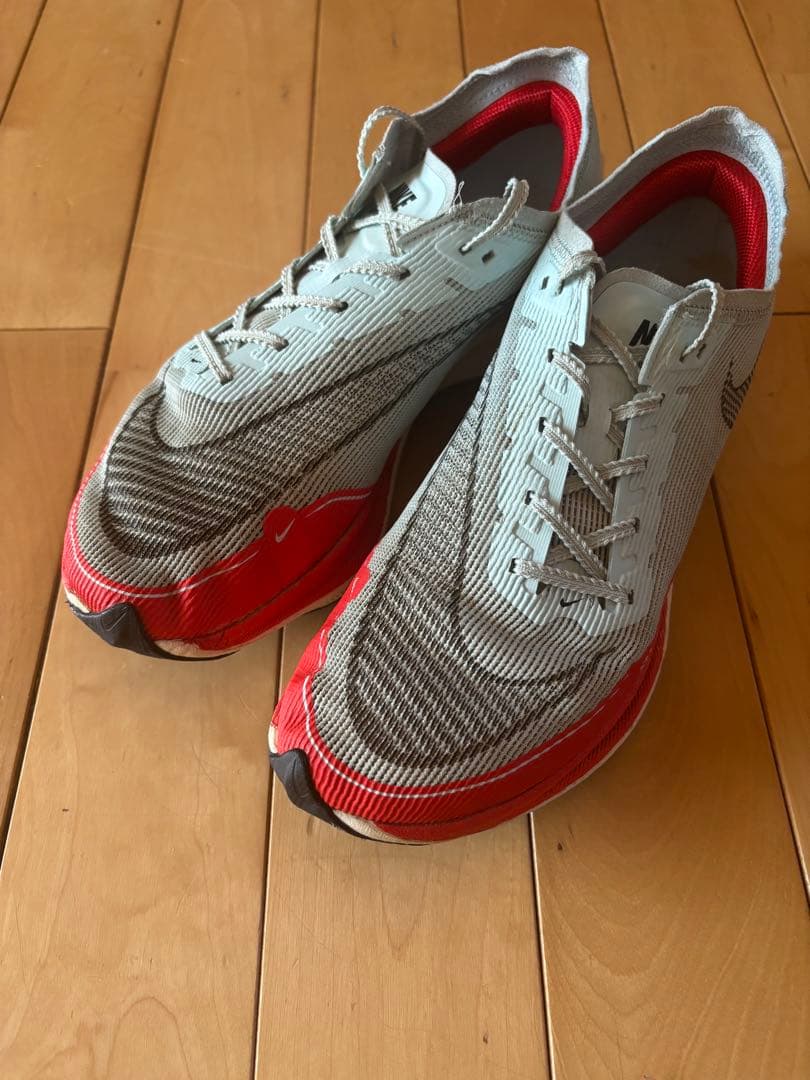 NIKEヴェイパーフライ2