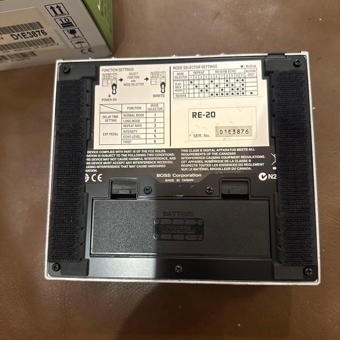BOSS RE-20 Space Echo ギターエフェクター