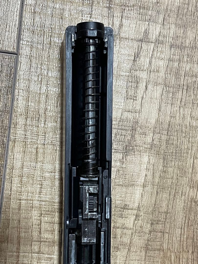 東京マルイ Glock 22 B&T USW-G17タイプ　ポリマーVer.