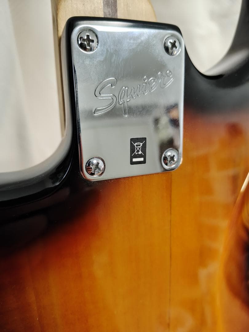 【レア名機】Squier by Fender スクワイヤー51 エレキギター中古