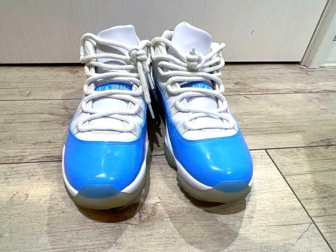 美品Air Jordan 11 Low u.n.c ノースキャロライナ
