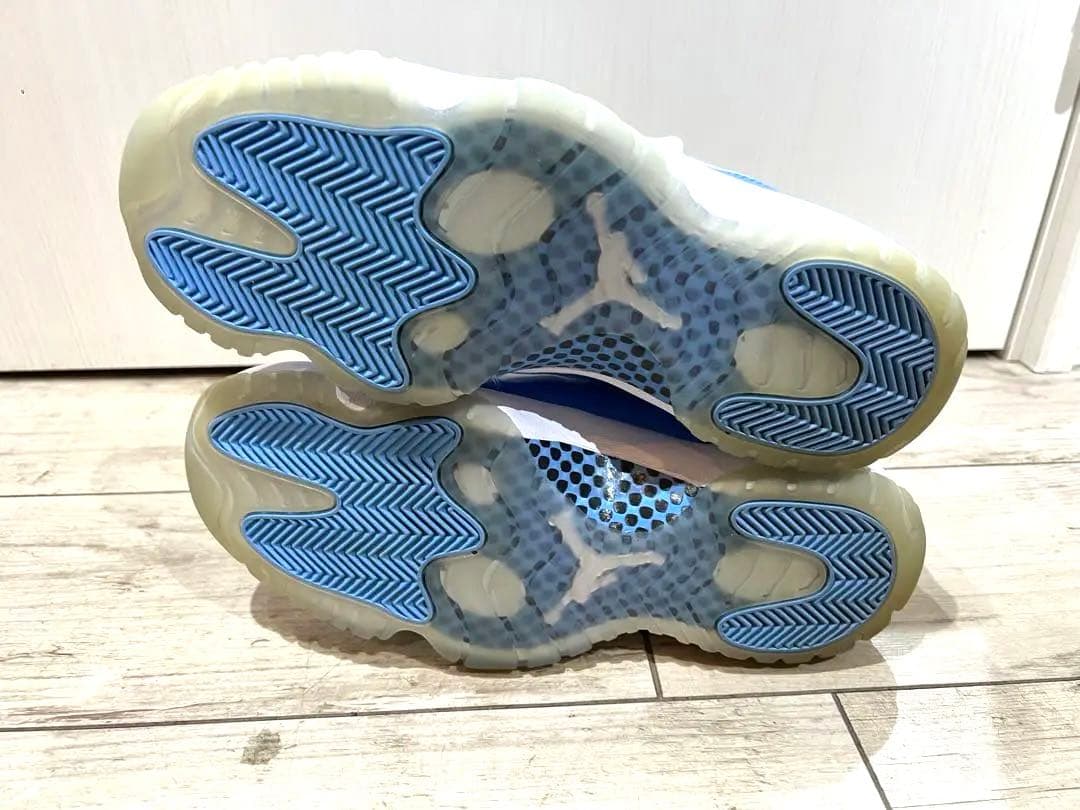 美品Air Jordan 11 Low u.n.c ノースキャロライナ