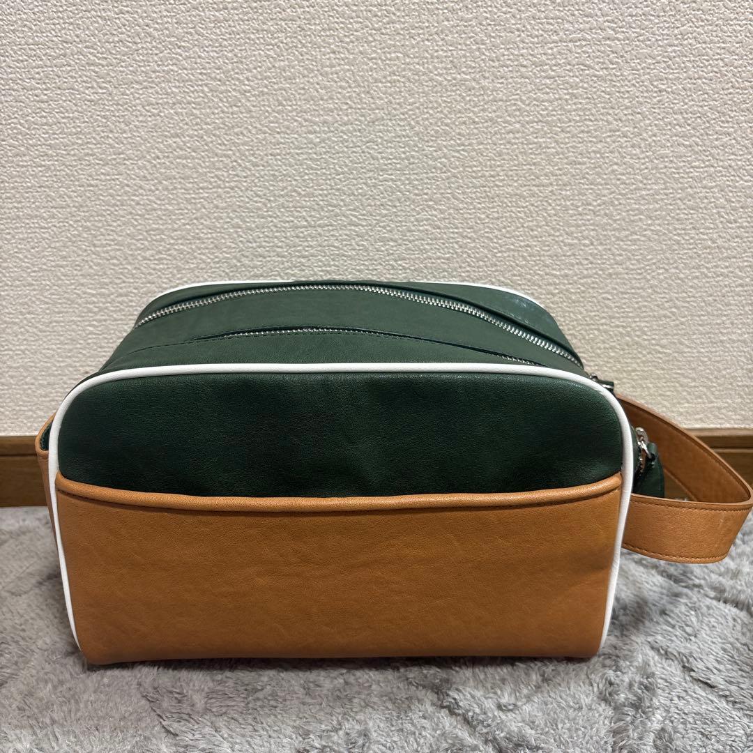 ぽ*こ様 美品　Bellmore セカンドバッグ　ダークグリーン