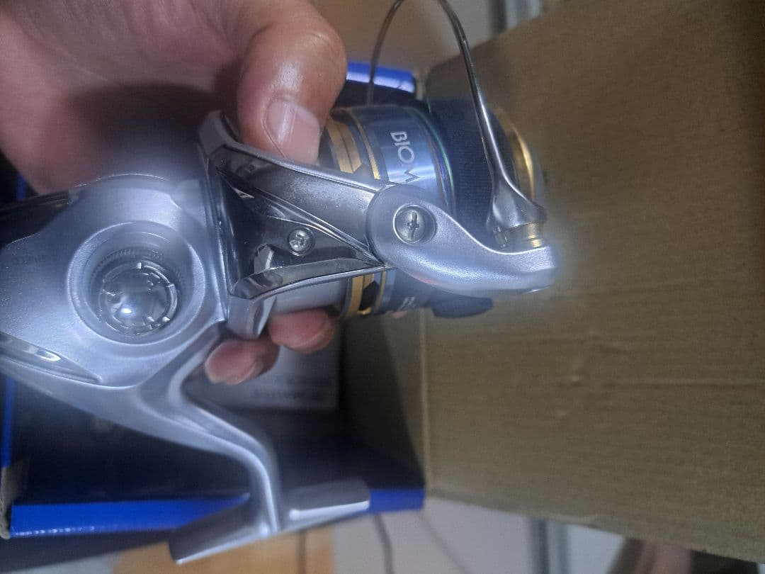 シルバー BIOMASTER スピニングリール　sw6000xg　shimano