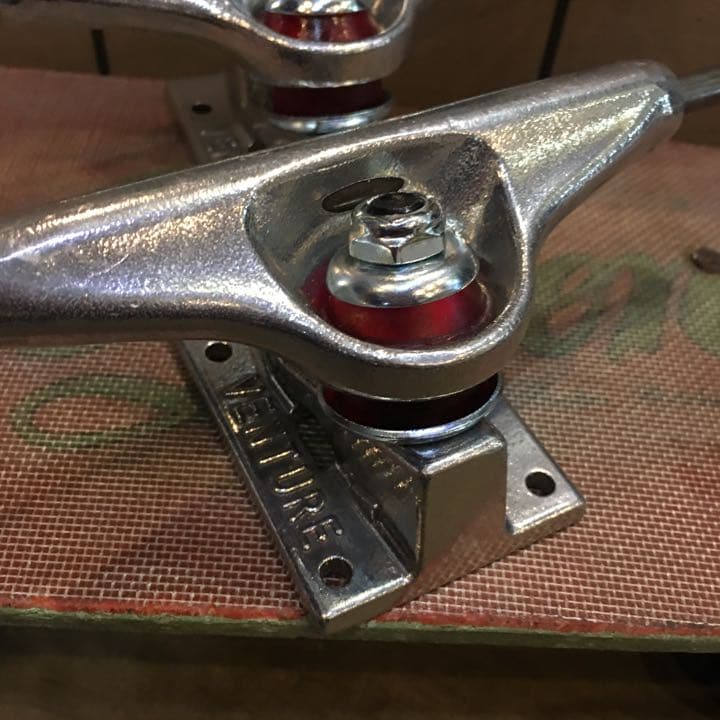 5.0low  ベンチャー  スケートトラック　venture polished