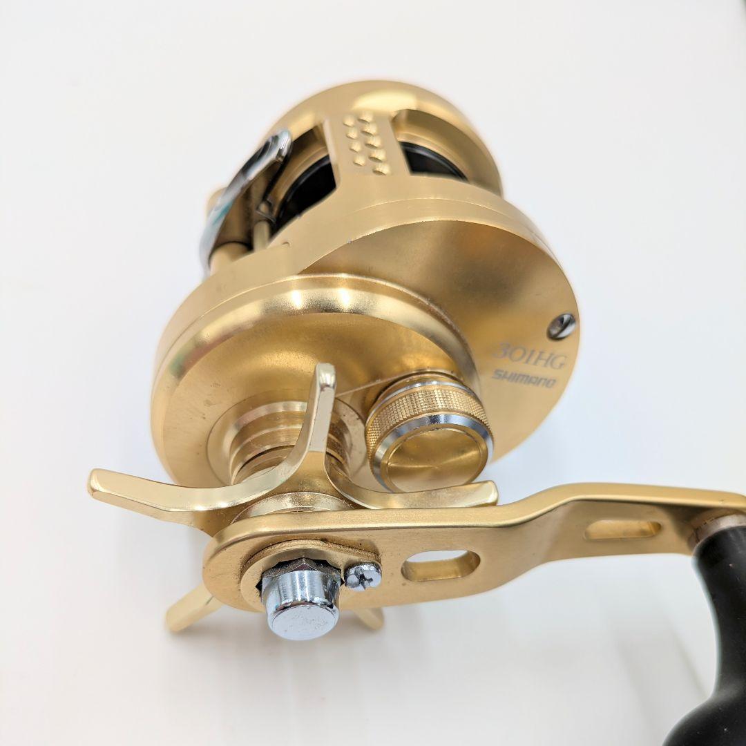 美品☆オシア　コンクエスト 301HG　左巻き　リール　シマノ