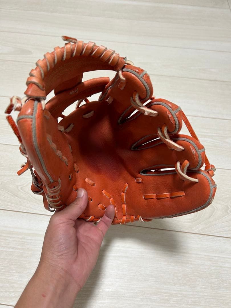 硬式ボール用　内野手用　グローブ　オレンジ