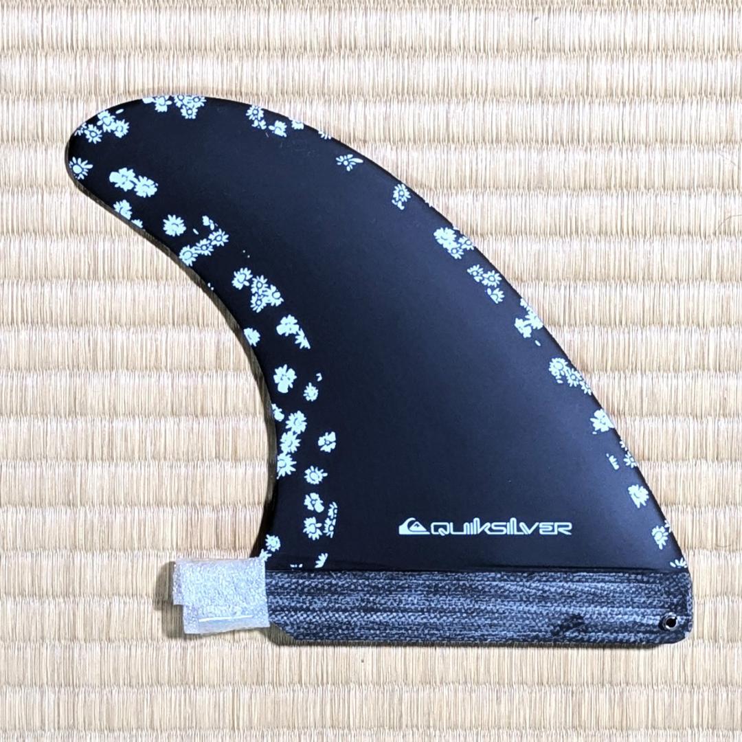Quiksilver シングルフィン６インチ新品未使用
