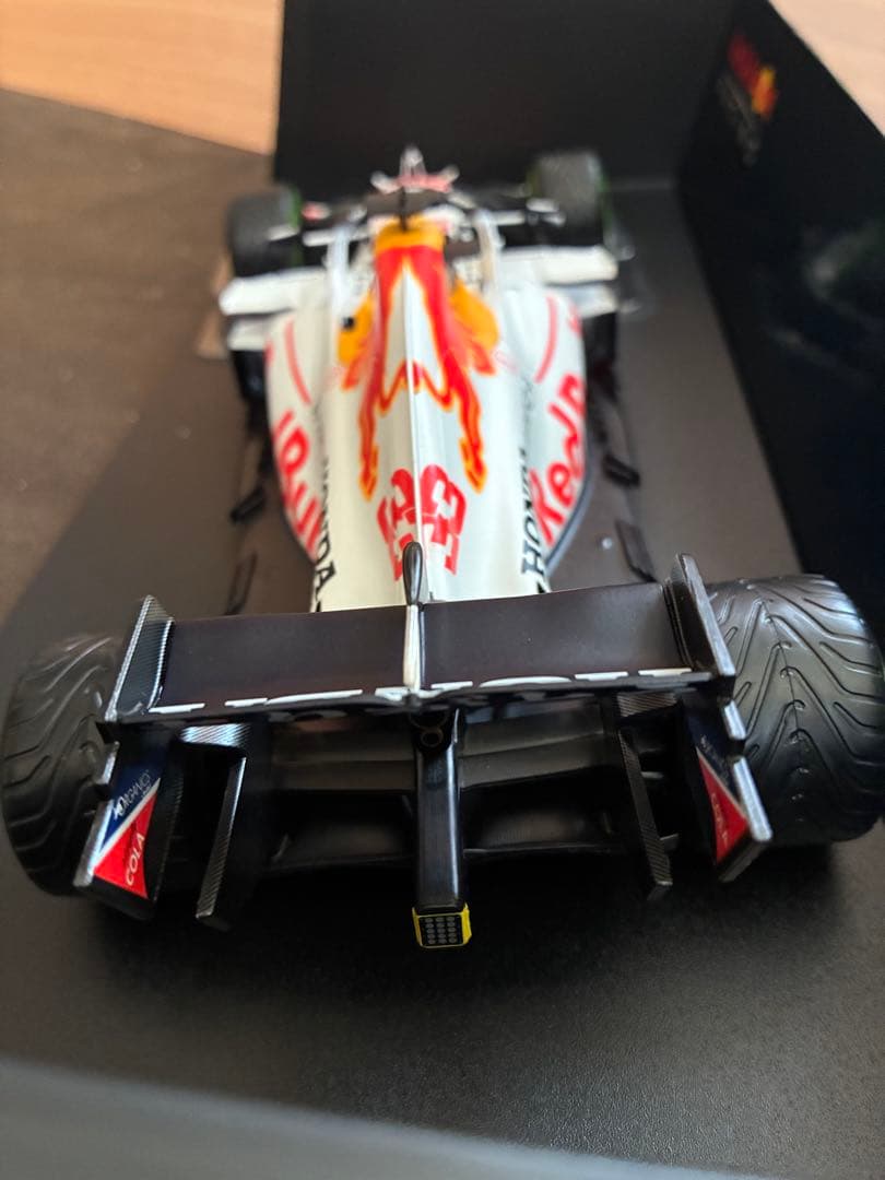 1/18 Red Bull Racing RB16B ありがとうHONDA