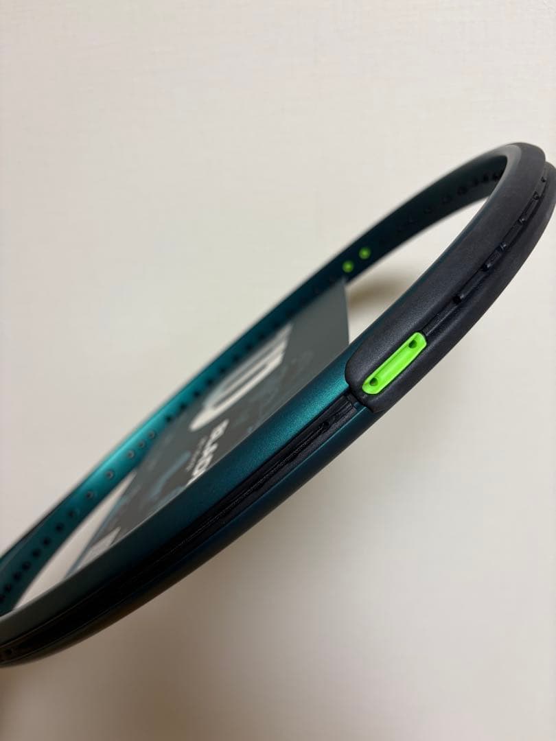 Wilson Blade 98インチ G2ラケットバック、ガット付