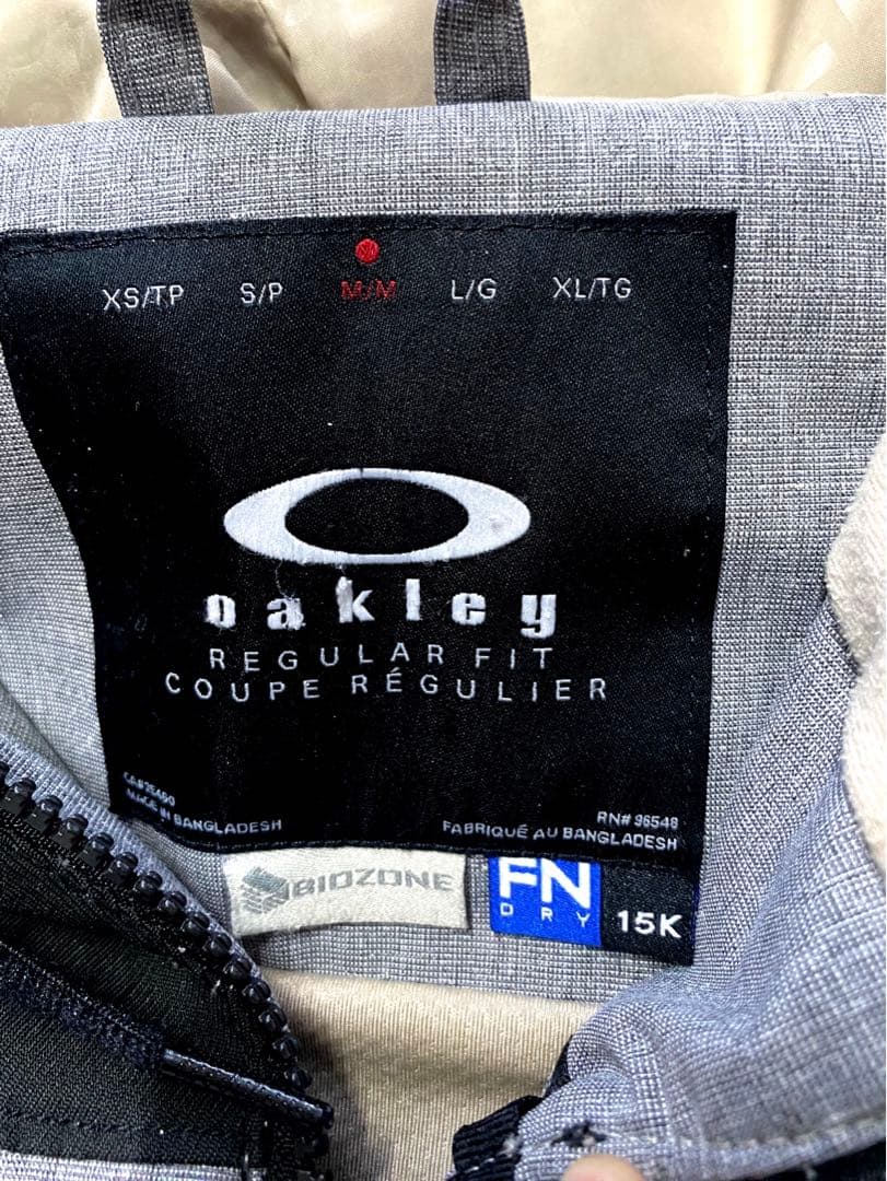 OAKLEYスノボウェア 送料無料‼️