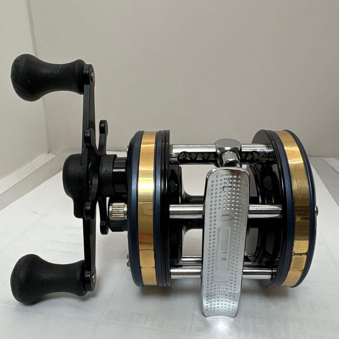 Abu Garcia Ambassadeur 550PLUSベイトリール