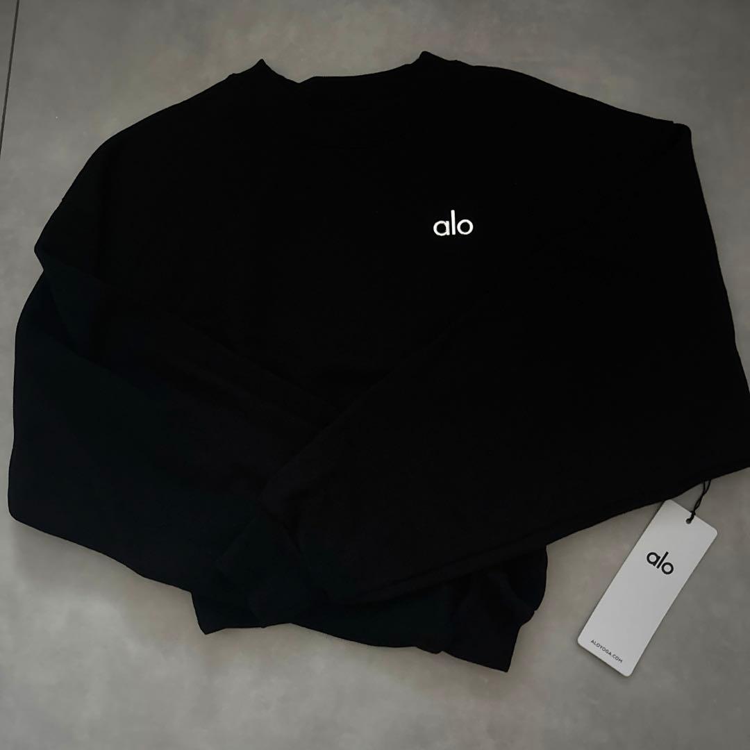 alo yoga スウェット　クロップド　クルーネック