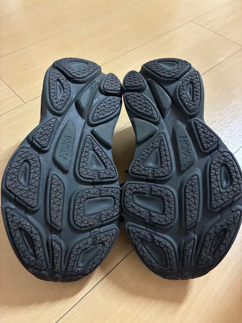 HOKA ボンダイ8 24.5センチ