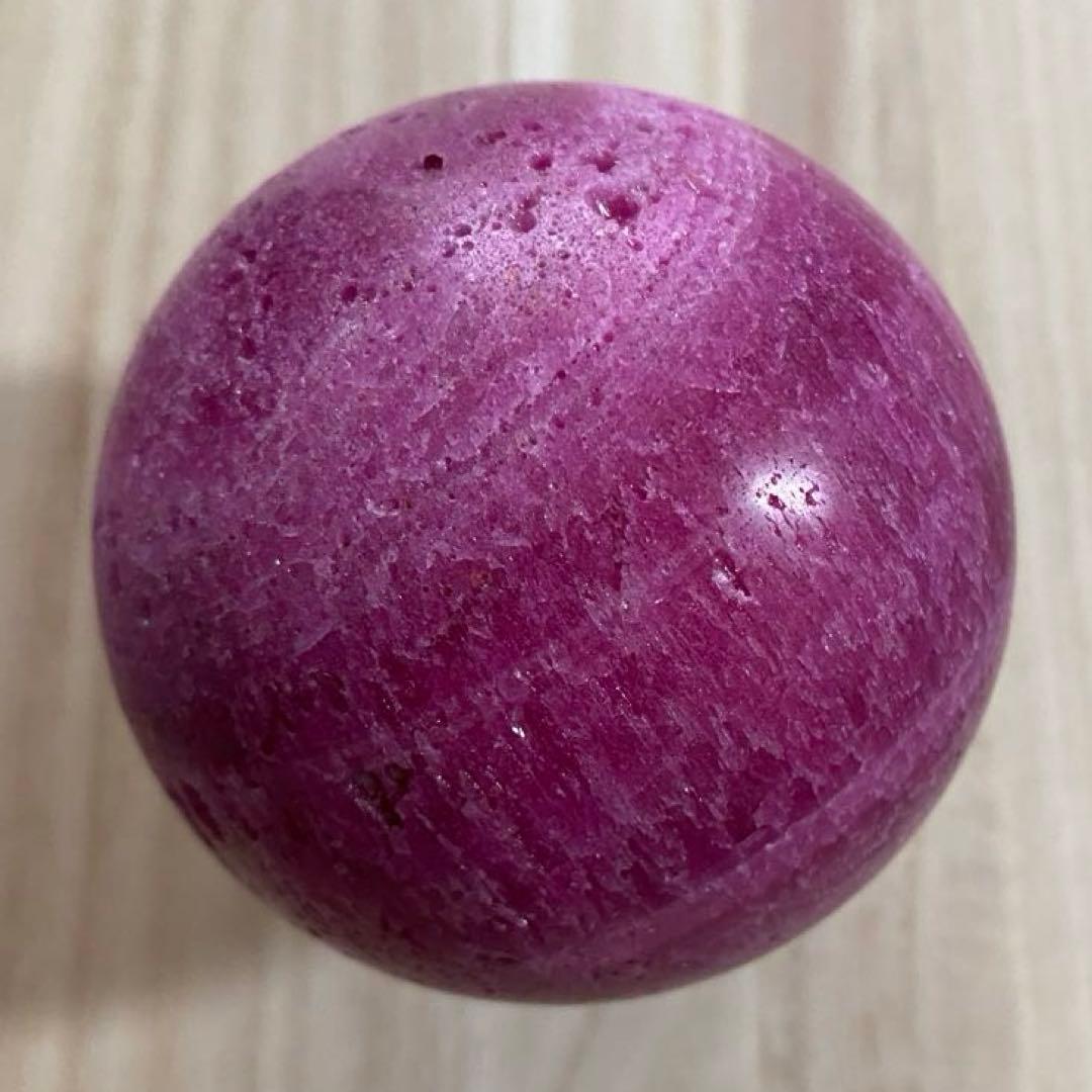 お値下げ❗️濃いめ発色♡ルビー　スフィア　丸玉　置物