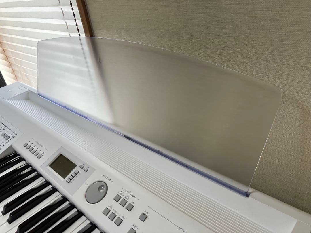 YAMAHA ELB-02 ホワイト
