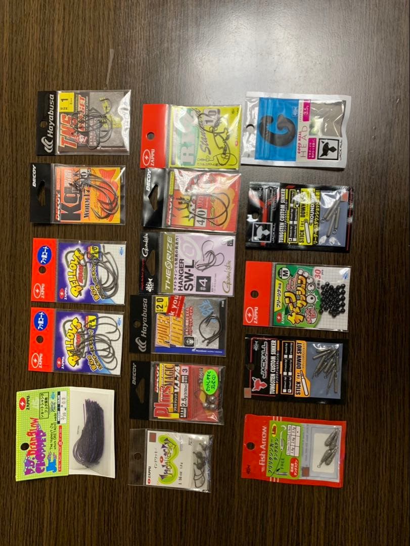 ハードルアーとフックセット