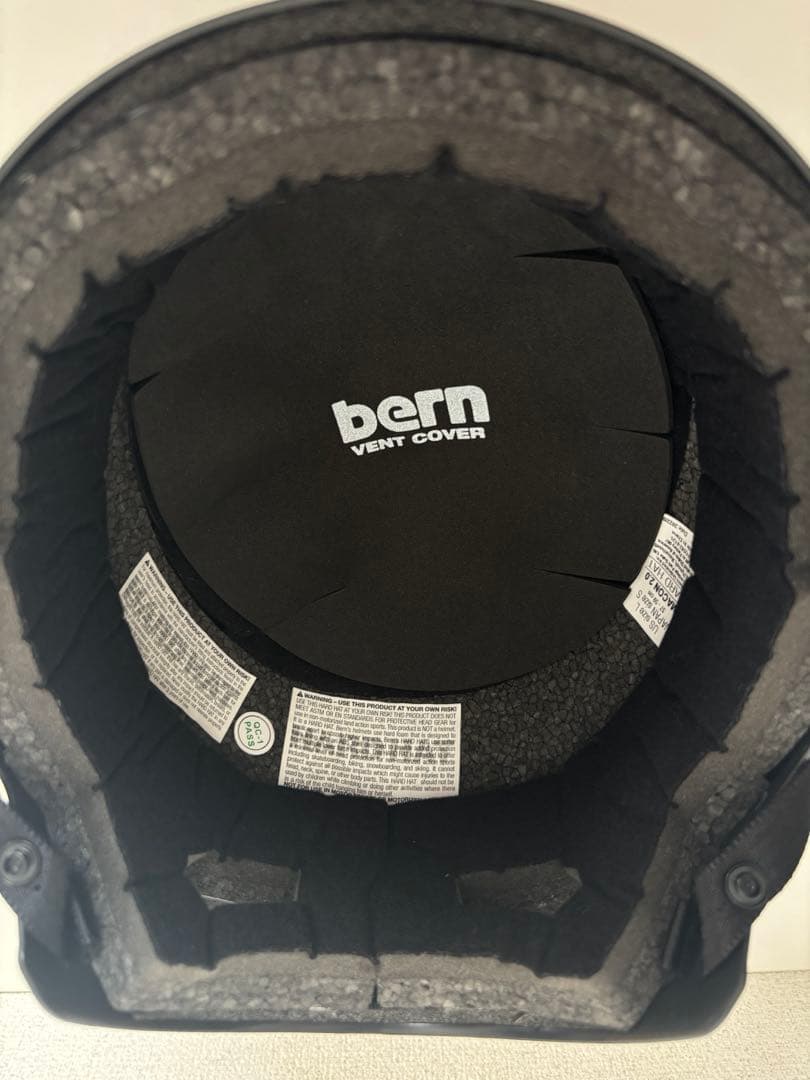 bern バーン ヘルメット スノーボード スケボー ブラック