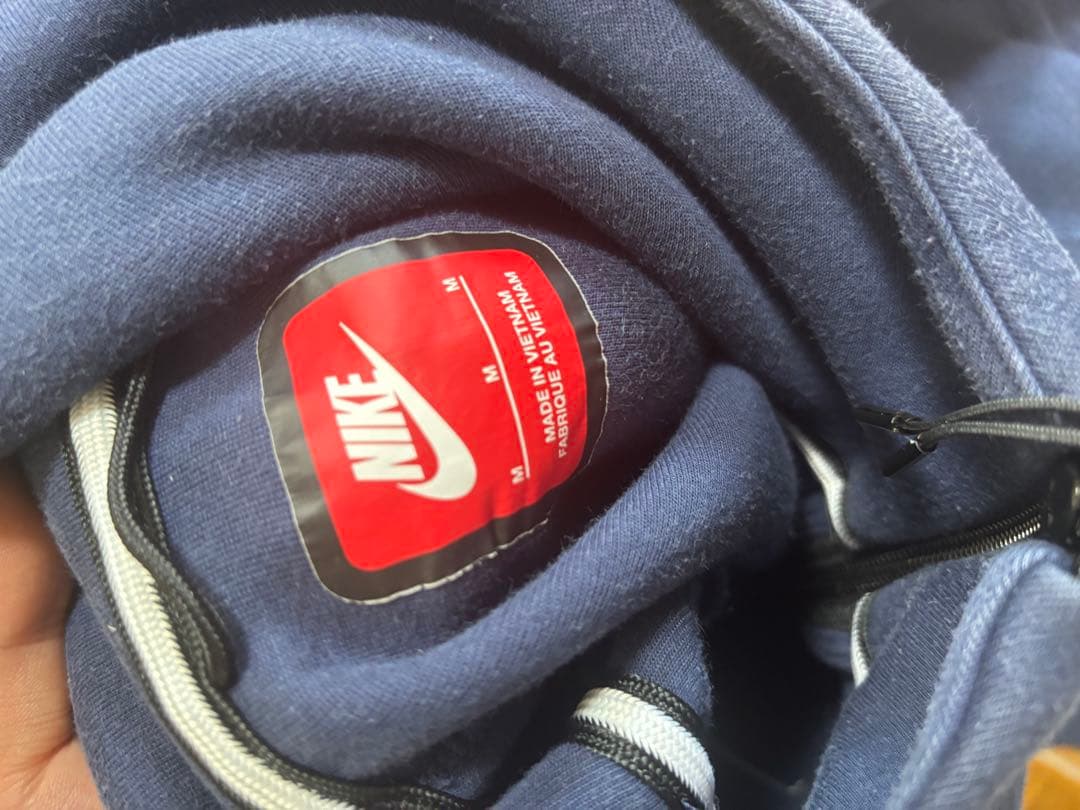 NIKE テックフリース　Paris Saint Germain edition