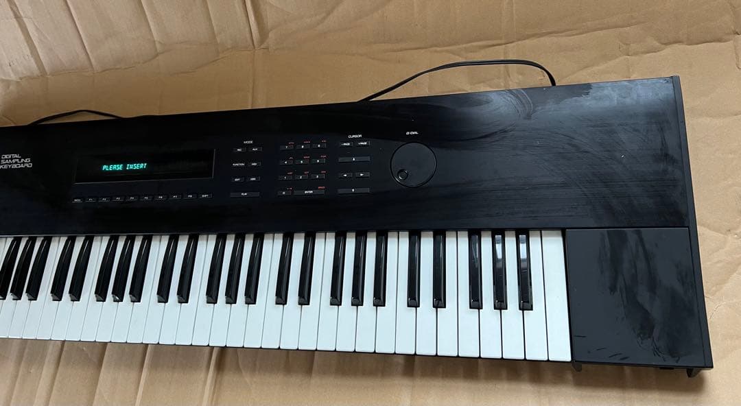 鍵盤楽器 Roland S-50 Digital Sampling Keyboard