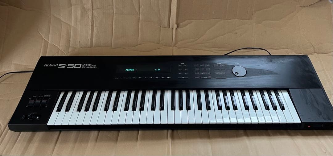 鍵盤楽器 Roland S-50 Digital Sampling Keyboard