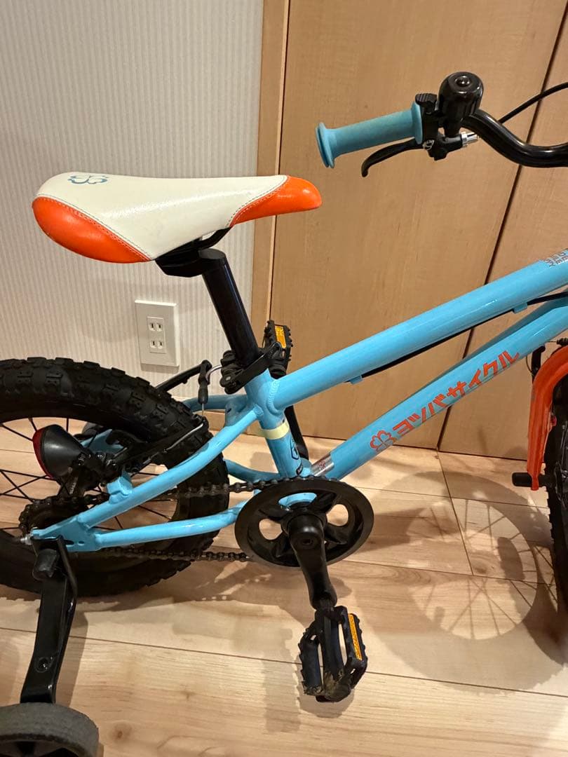 ヨツバサイクル 14インチ 美品　補助輪付　ラムネブルー　送料込み