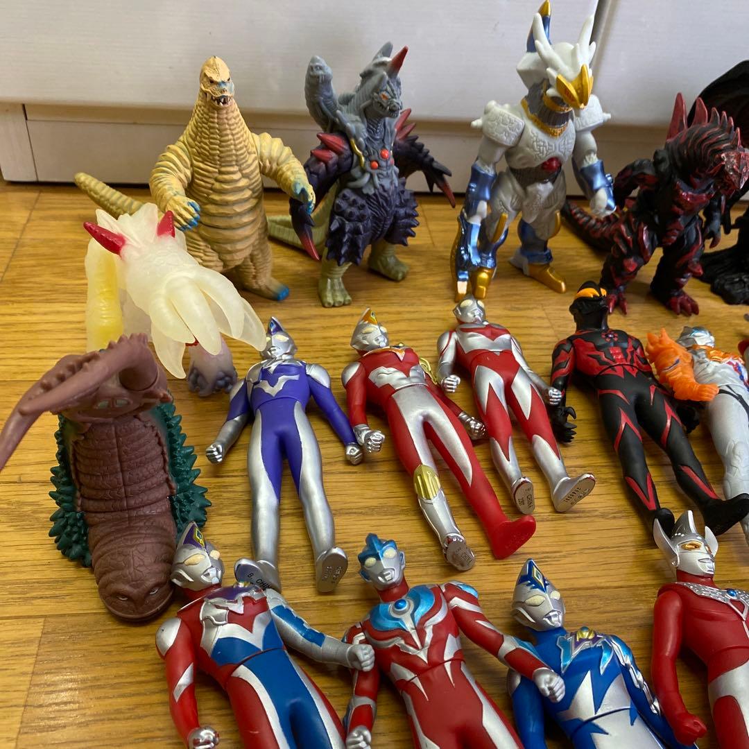ウルトラマン　ソフビ　怪獣　まとめ売り
