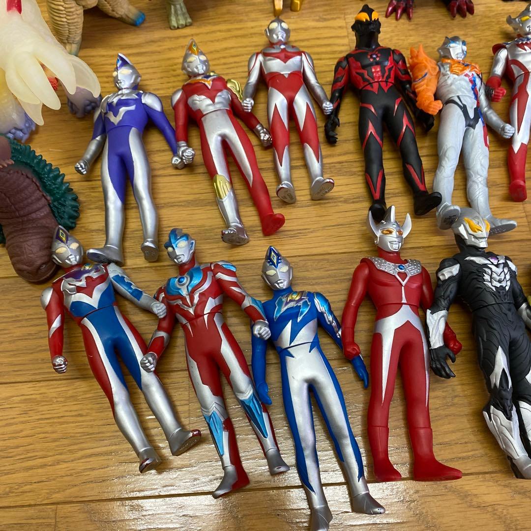 ウルトラマン　ソフビ　怪獣　まとめ売り