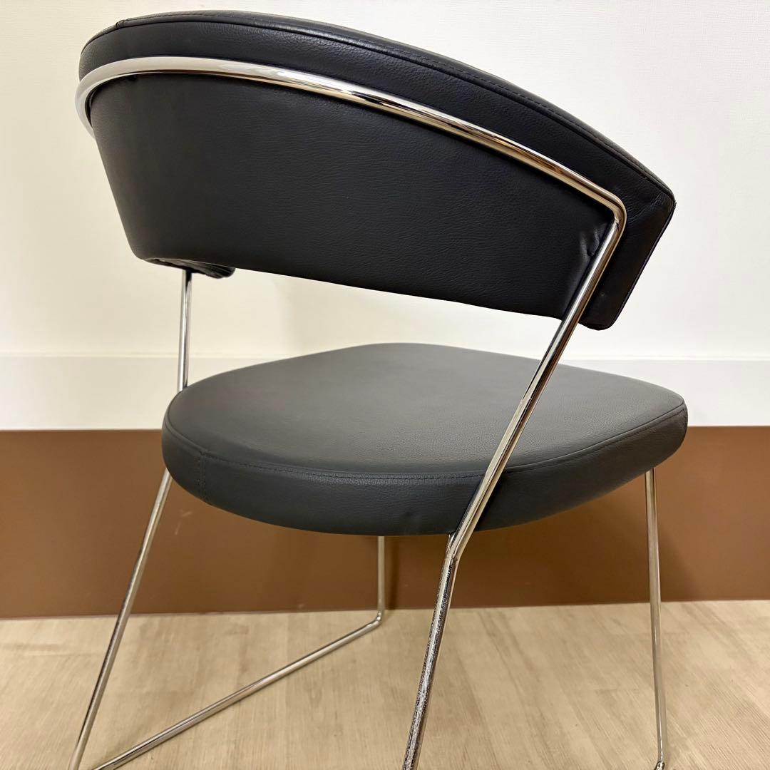 ②Calligaris カリガリス コヌビア ニューヨーク レザー チェア
