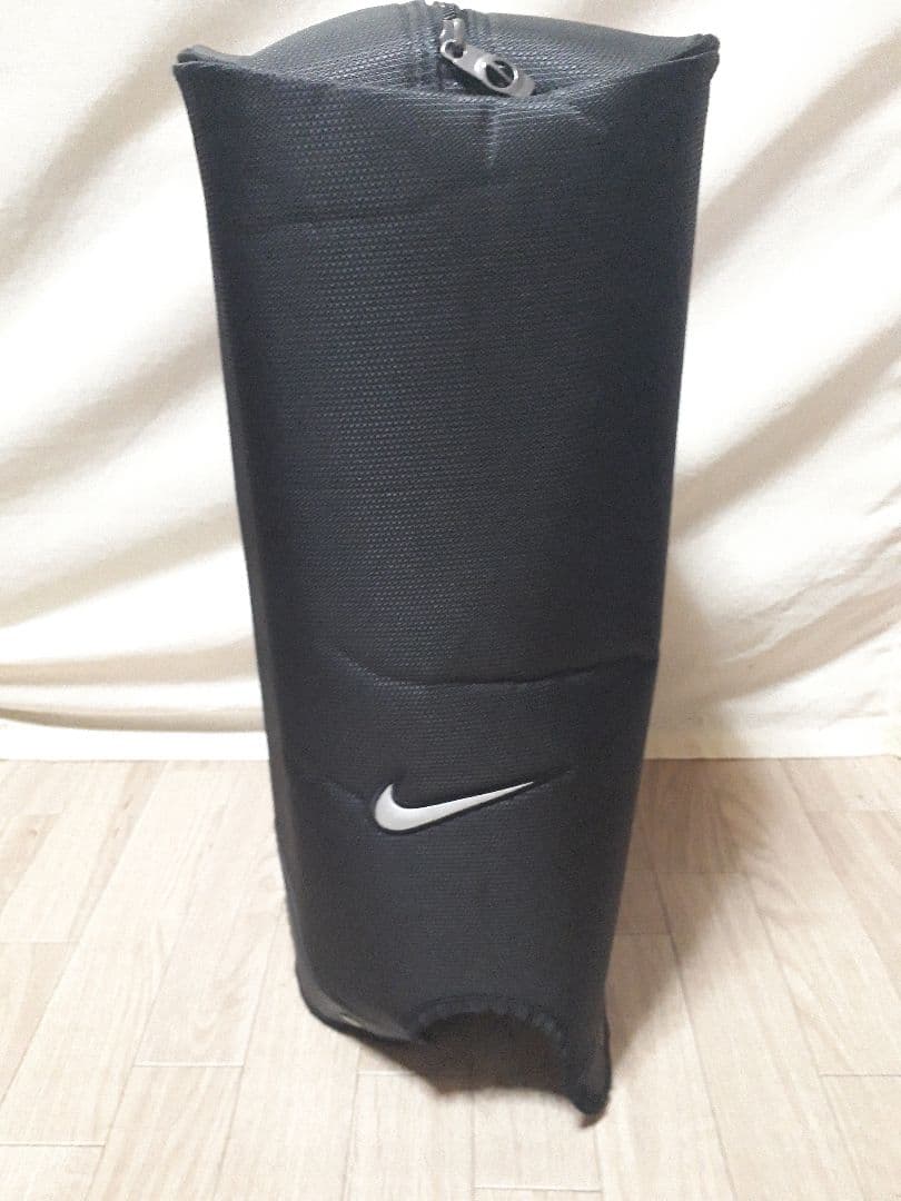 未使用　NIKE　ナイキ　キャディバッグ　　タグ付　美品