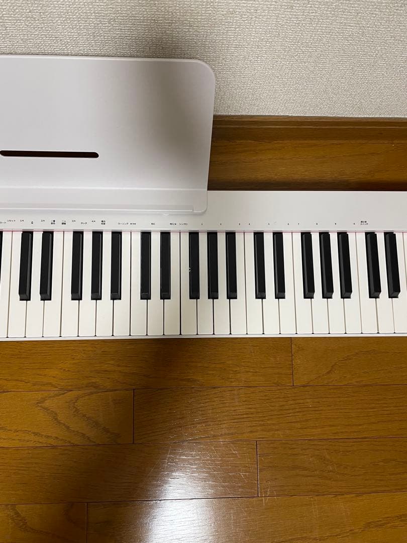 ホワイト 88鍵盤　電子ピアノ 初心者セット