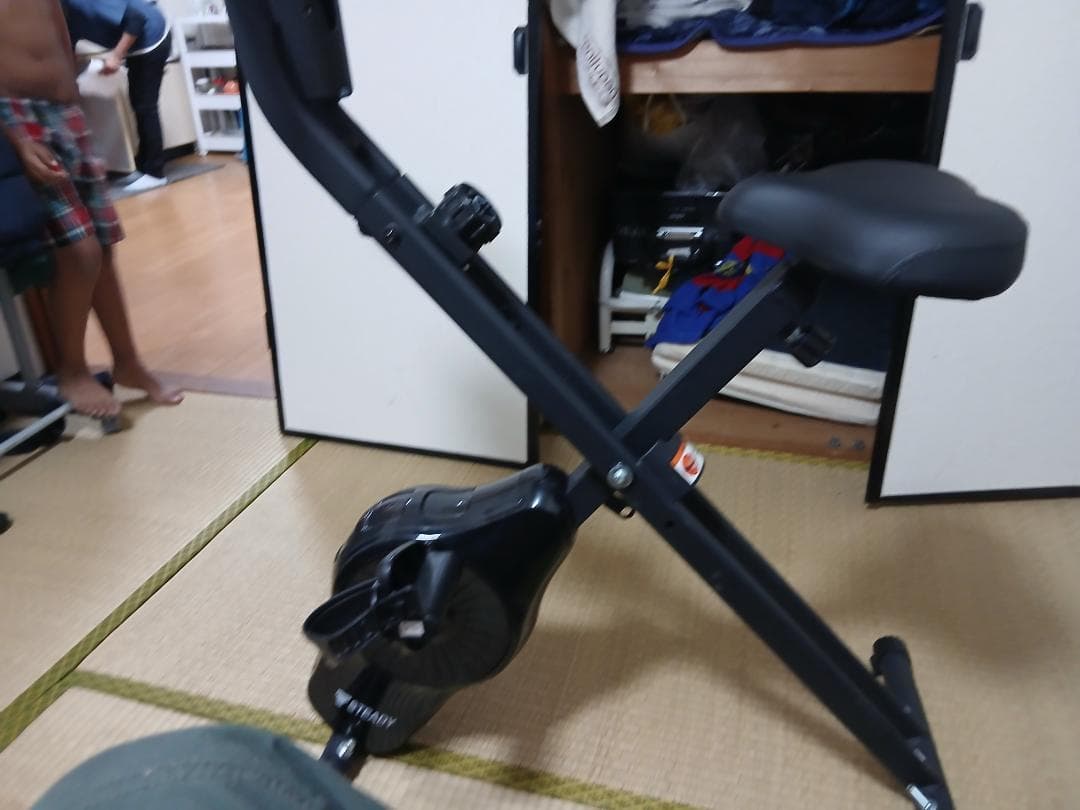 折りたたみ式トレーニングベンチ