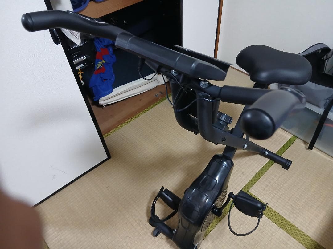 折りたたみ式トレーニングベンチ