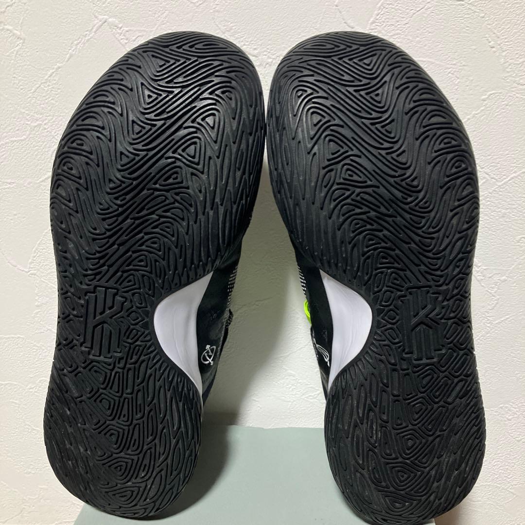 Nike カリーフライトラップ5 バスケットボールシューズ