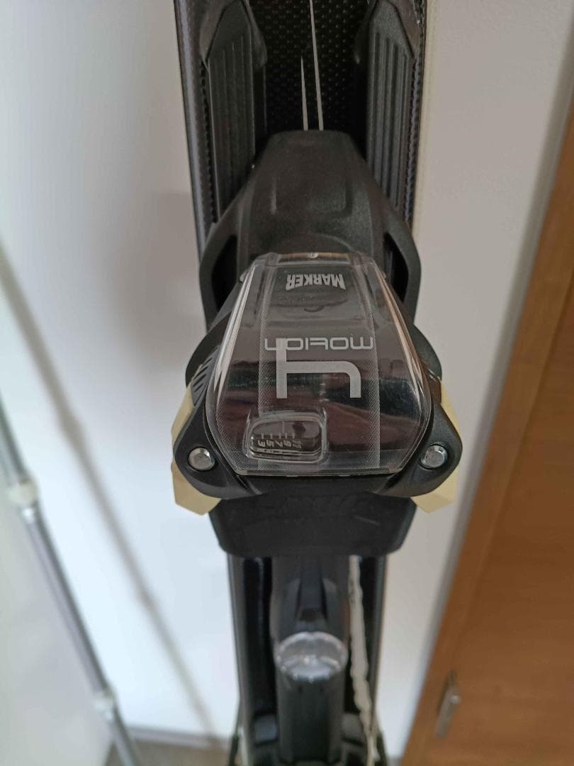 【未使用品】Völkl Platinum R 166cm 板 ビンディング
